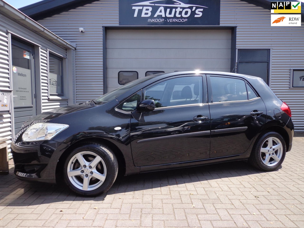 Toyota Auris - 1.6 Aspiration ! AUTOMAAT / 124.872 KM ! - AutoWereld.nl