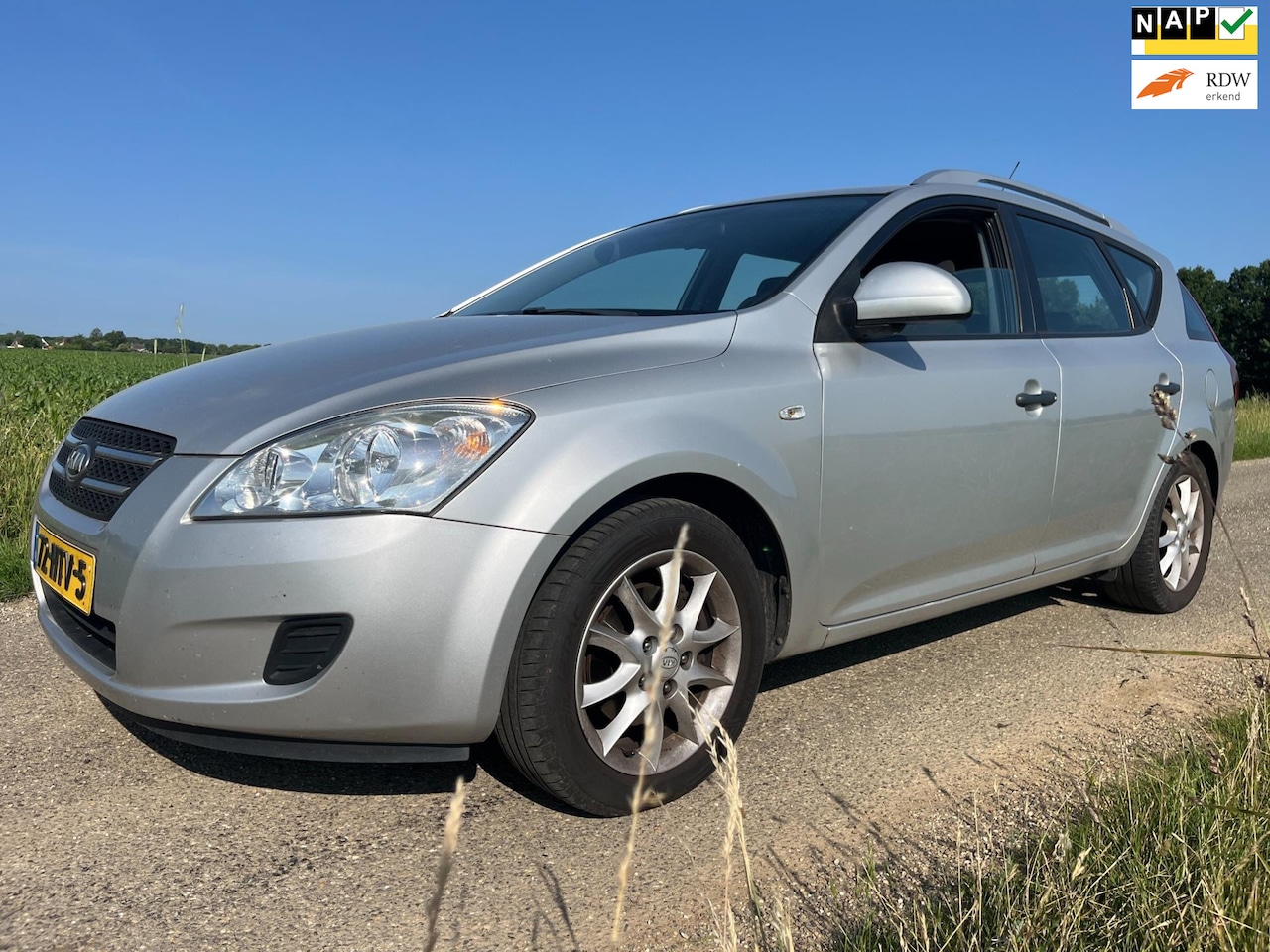 Kia Cee'd Sporty Wagon - 1.6 Fifteen ISG | nwe APK| - AutoWereld.nl