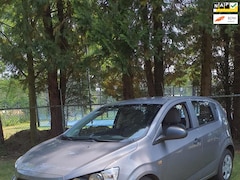 Chevrolet Aveo - 1.2 LS 5 Deurs , grote Navigatie, camera