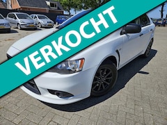 Mitsubishi Lancer Sportback - 1.6 Edition One. 2011. Airco/Navigatie/Spoiler/Trekhaak Etc.. APK 06-2026