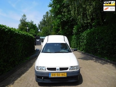 Seat Inca - 1.9 SDi Entry motor en versnellings bak en koppeling zeergoed remmen niet 100 procent de p