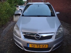 Opel Zafira - 2.2 Executive