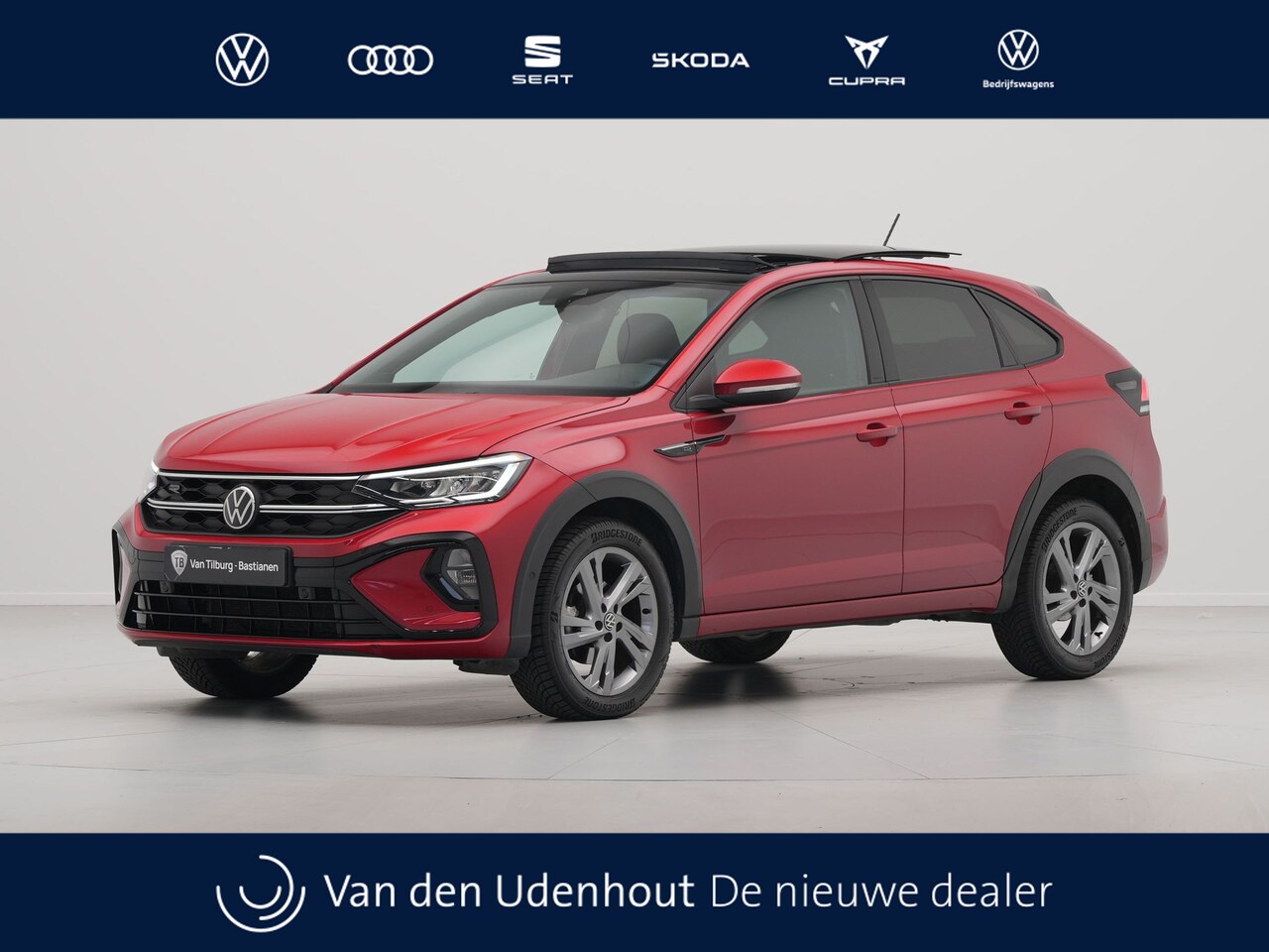 Volkswagen Taigo - 1.5 TSI 150pk DSG R-Line Panorama Camera Keyless Carplay Navigatie Sideassist - AutoWereld.nl