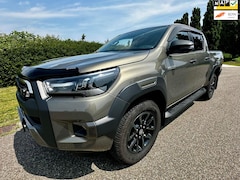 Toyota HiLux - 2.8 D-4D Double Cab Invincible, Full options, 1e Eigenaar