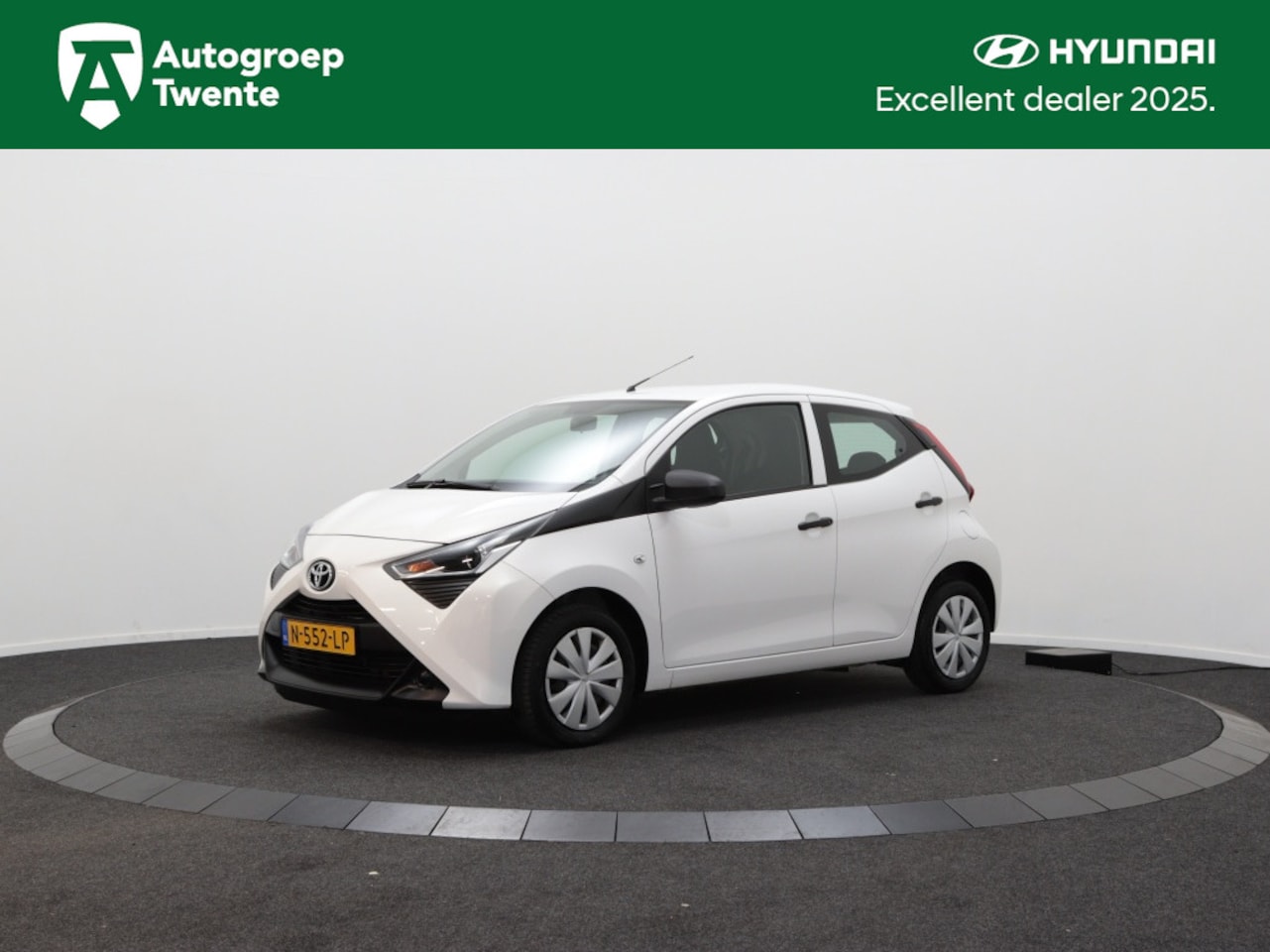 Toyota Aygo - 1.0 VVT-i x-fun | Airco | Radio mp3 | El. Ramen | - AutoWereld.nl