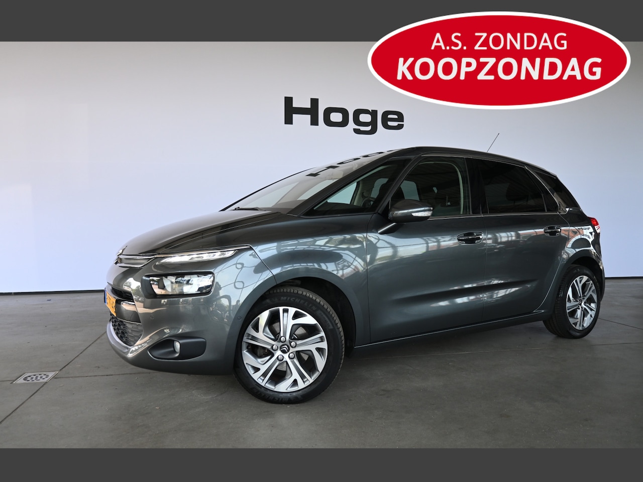 Citroën C4 Picasso - 1.6 VTi Intensive NAP! Clima Navigatie 1e Eigenaar Goed Onderhouden! Inruil Mogelijk! - AutoWereld.nl