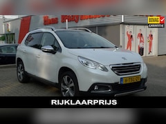 Peugeot 2008 - 1.6 VTi Féline parkeersensoren, cruise control, navigatie, panorama. All-in prijs
