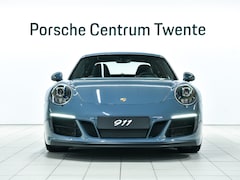 Porsche 911 - Carrera GTS