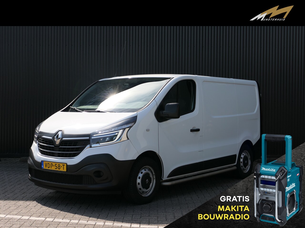 Renault Trafic - 1.6 dCi 95 T29 L1H1 Comfort *Achterdeuren met ruiten!* - Betimmering + kasten, cruise, nav - AutoWereld.nl