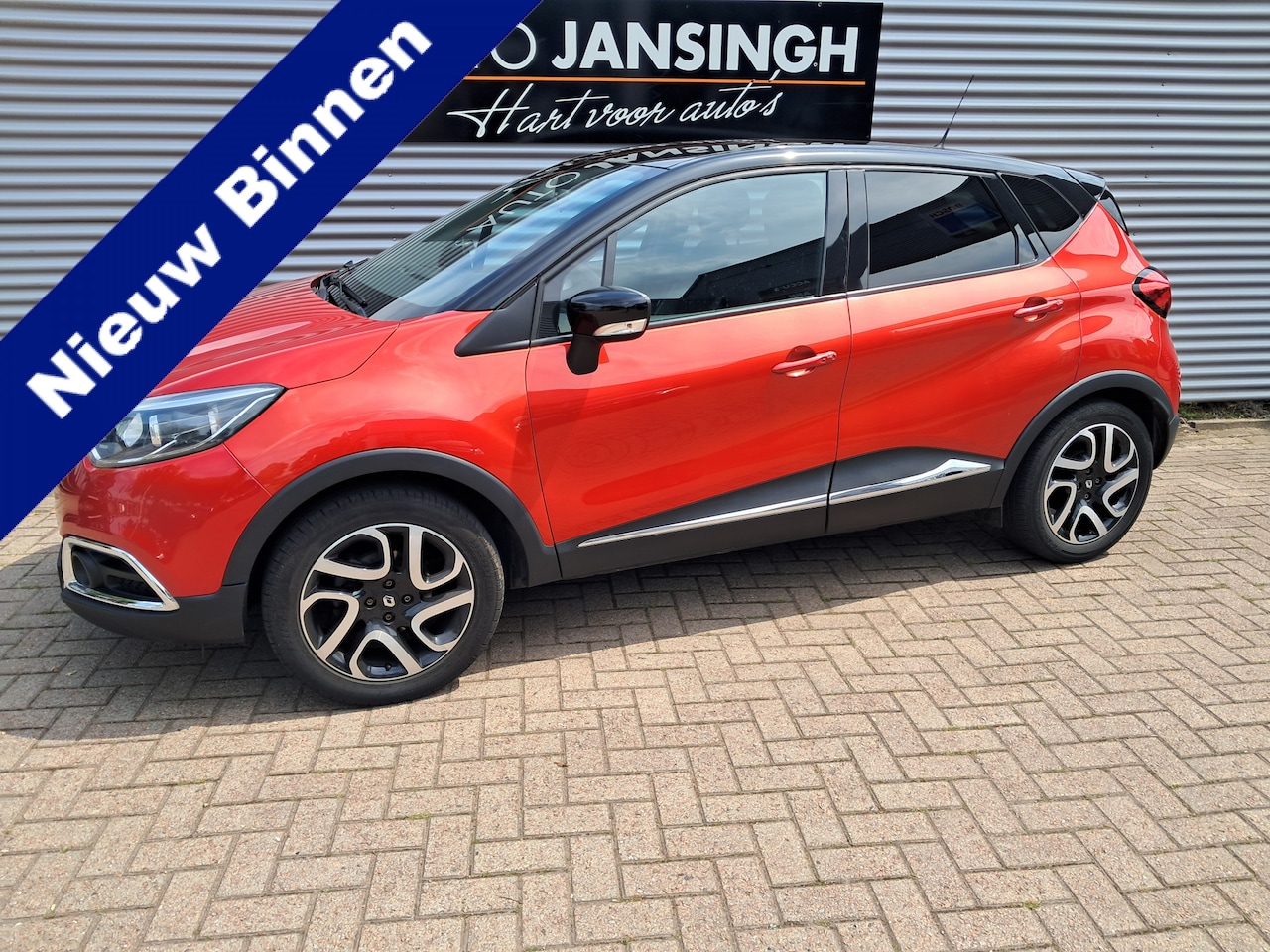 Renault Captur - 0.9 TCe Helly Hansen!! | Clima | Cruise controlm | LM Velgen | Trekhaak | Keyless | RIJKLA - AutoWereld.nl