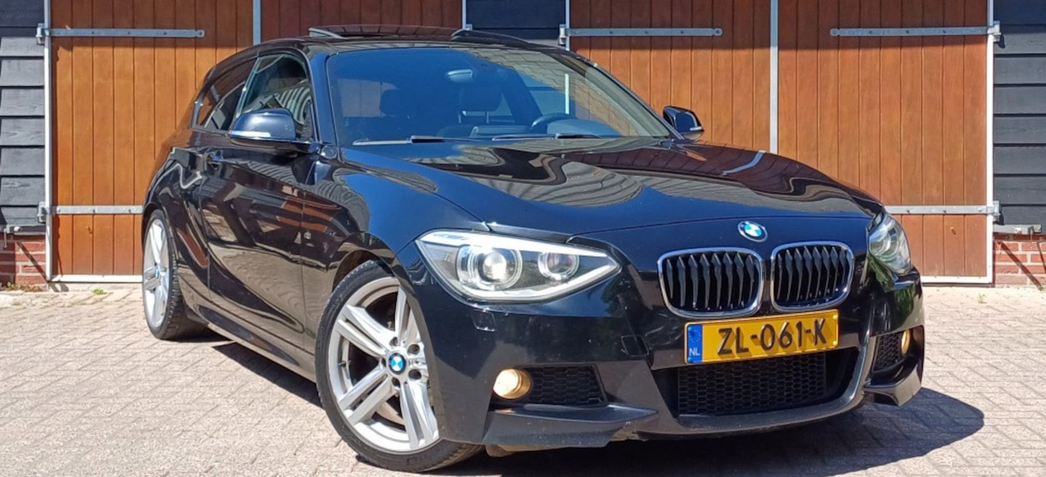 BMW 1-serie - 116i M pakket, LEES ADVERTENTIE, Mooie auto - AutoWereld.nl