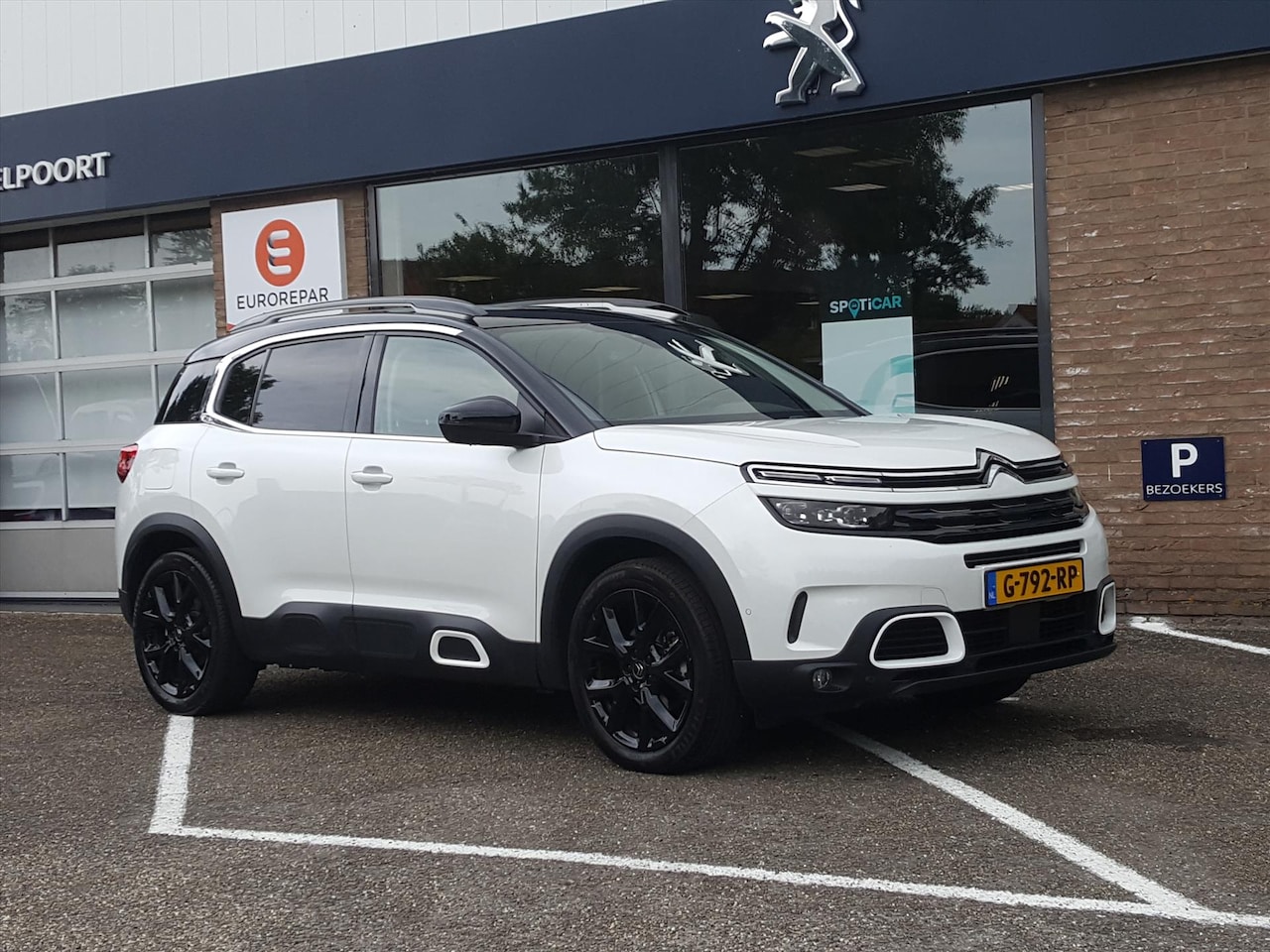 Citroën C5 Aircross - SHINE 1.6 180pk EAT8 AUTOMAAT Navi | Trekhaak | Cruise & Climate | P-hulp+CAMERA | Massage - AutoWereld.nl
