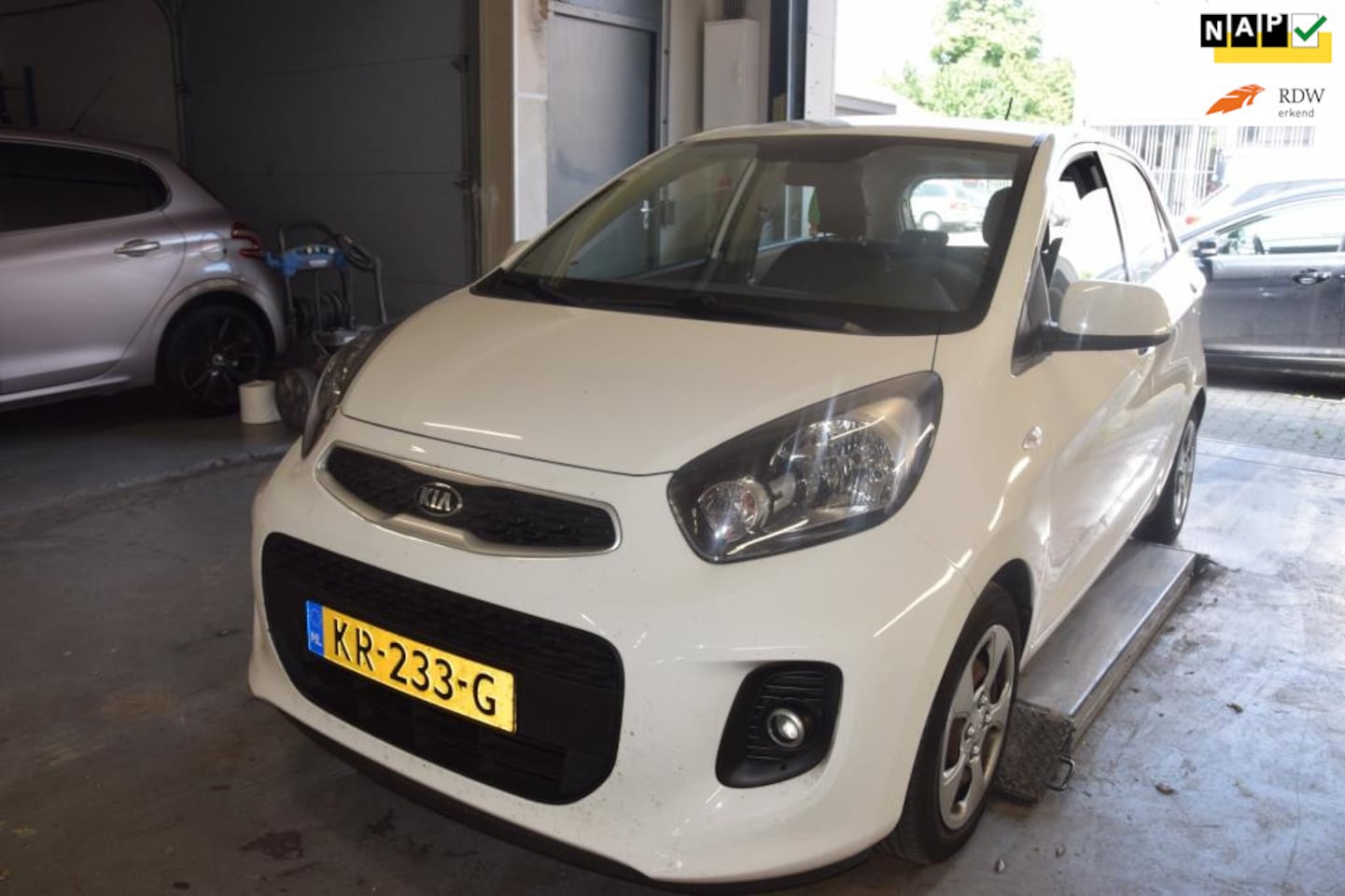 Kia Picanto - 1.0 CVVT Summer Edition 1.0 CVVT Summer Edition - AutoWereld.nl
