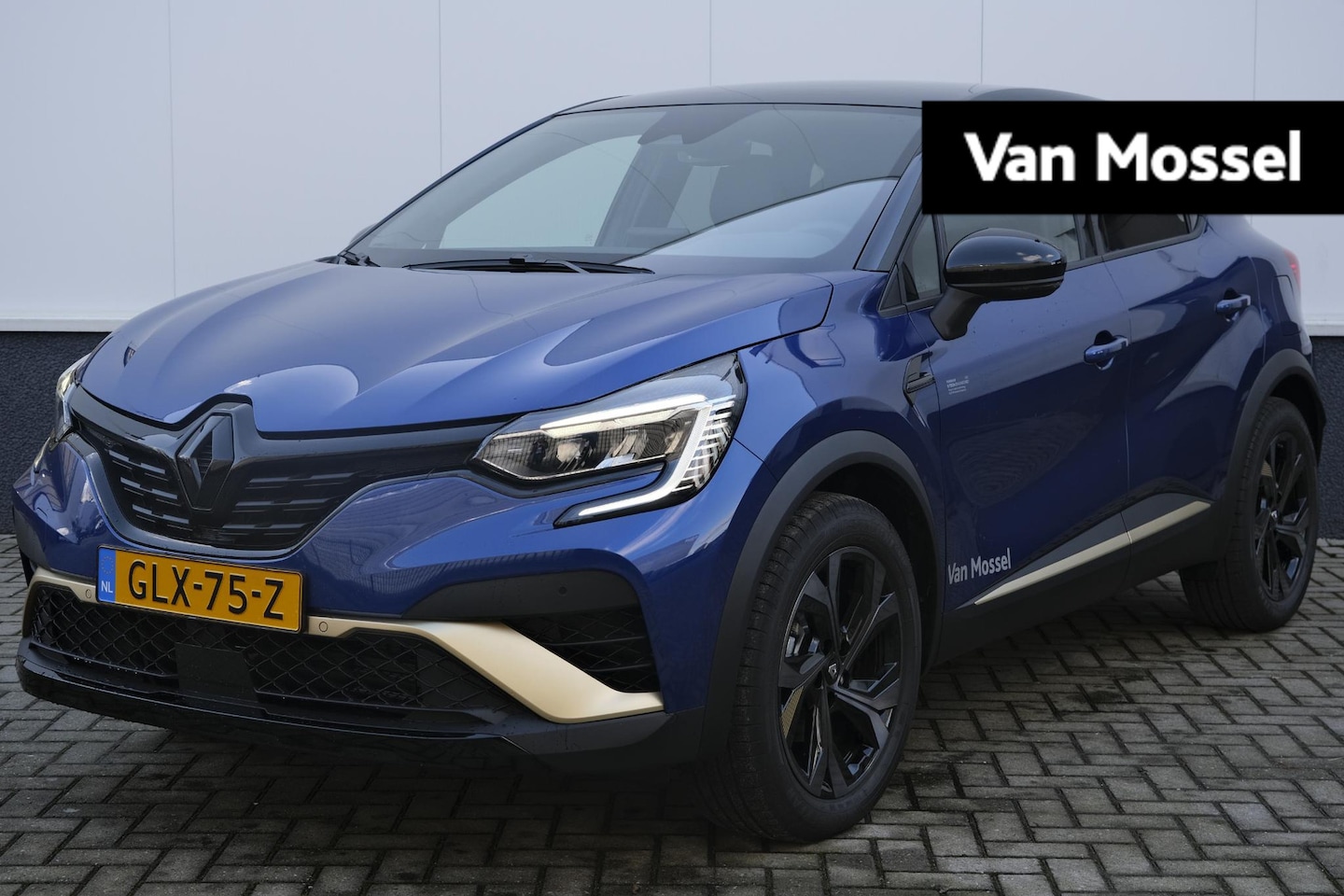 Renault Captur - 1.6 E-Tech Plug-in Hybrid E-Tech engineered 160PK | Carplay | Navigatie | Achteruitrijcame - AutoWereld.nl