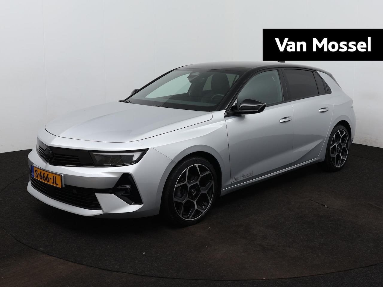 Opel Astra - 1.2 GS Line | 360 Camera | Alcantara | 18" Velgen - AutoWereld.nl
