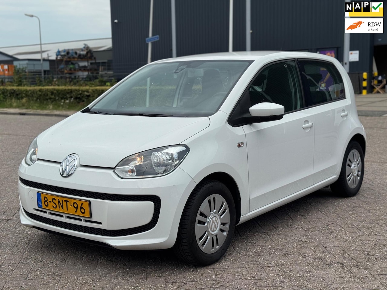 Volkswagen Up! - 1.0 move up! BlueMotion 5drs AIRCO NAVI ELEKTR NAP - AutoWereld.nl