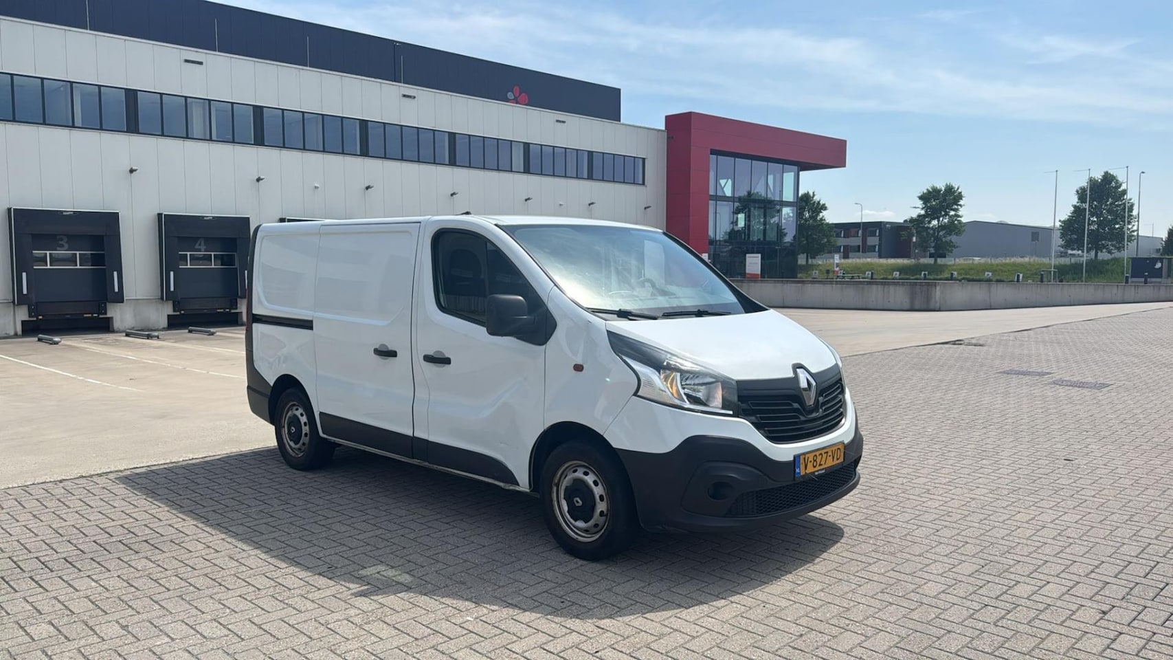 Renault Trafic - 1.6 dCi T27 L1H1 Comfort Energy 220.000 NAP AIRCO WIT 2019 - AutoWereld.nl