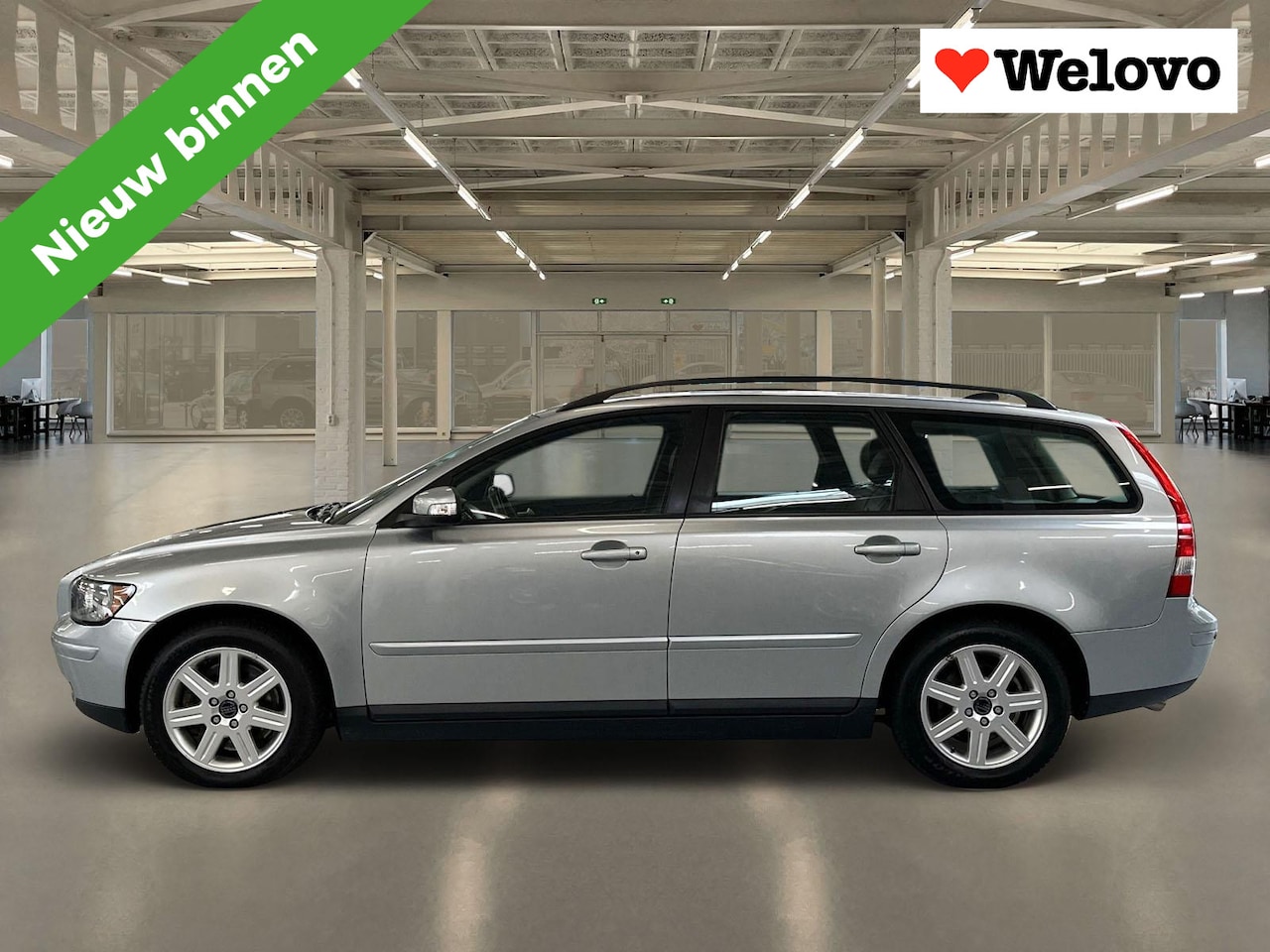 Volvo V50 - 2.5 T5 Incl. BTW, Rijklaar+Garantie, schuifdak, leder... - AutoWereld.nl
