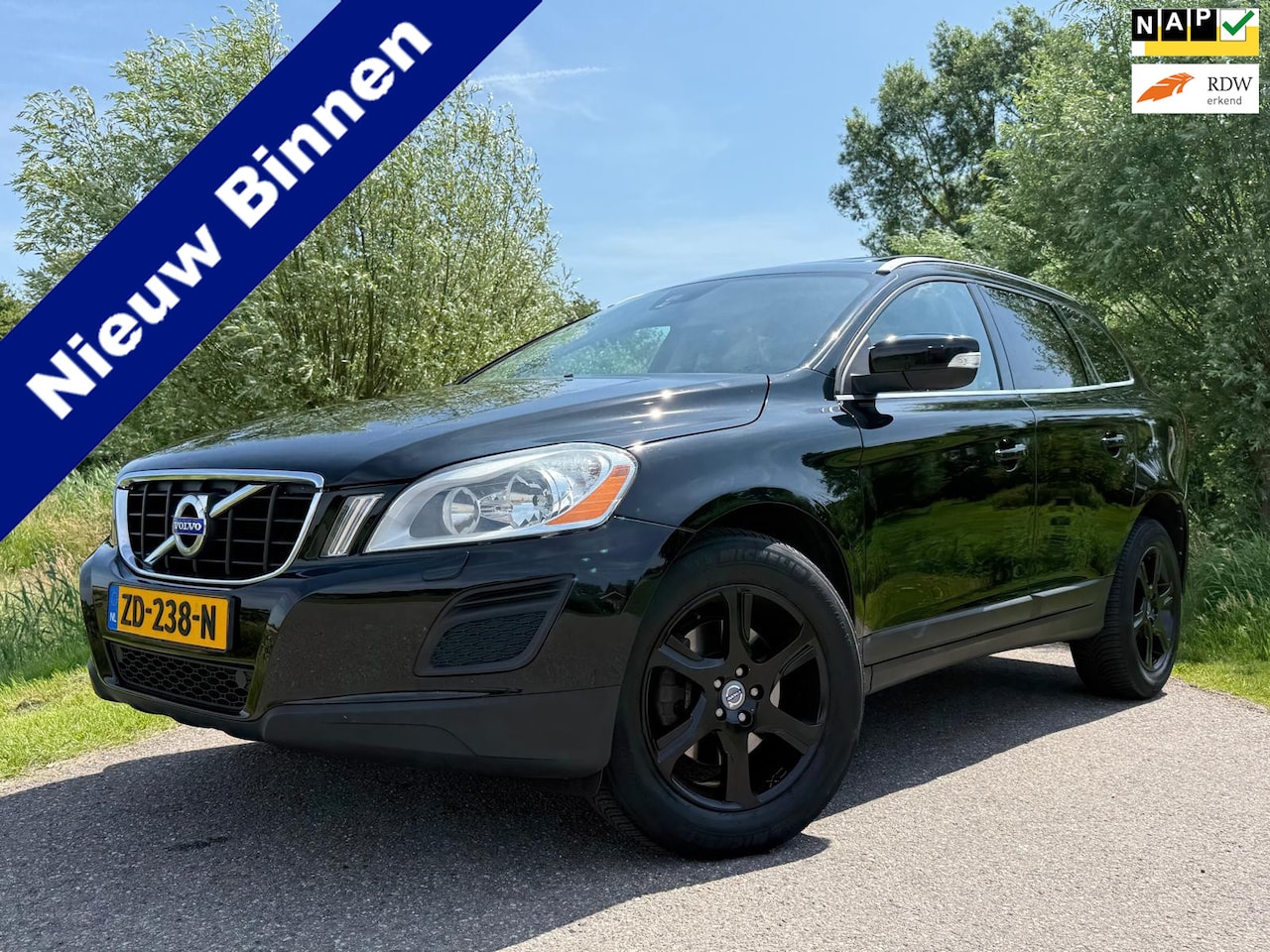 Volvo XC60 - 3.0 T6 AWD Summum Automaat | Panoramadak | Leder | Camera | Key-Less | Elektr. stoelen | C - AutoWereld.nl