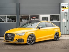 Audi RS3 - Quattro 2.5-400PK, panoramadak, virtueel cockpit en heeft maar 28886 km gelopen. Officiele