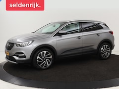 Opel Grandland X - 1.2 Turbo Business Executive | Cruise control | Afneembare trekhaak | DAB | Elektrische ac