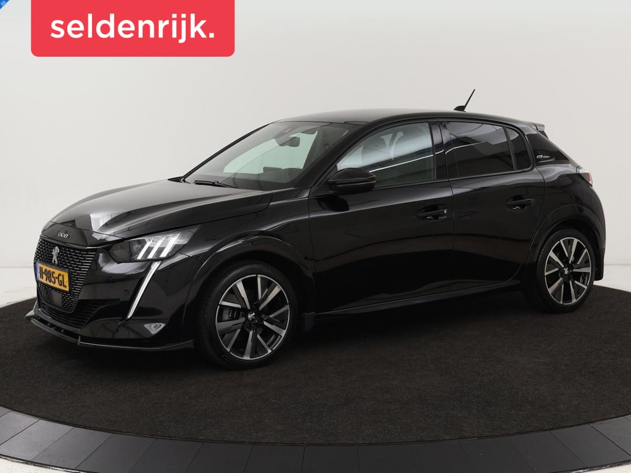 Peugeot 208 - 1.2 PureTech GT-Line | Panoramadak | Carplay | Afneembare trekhaak | Cruise control | Full - AutoWereld.nl