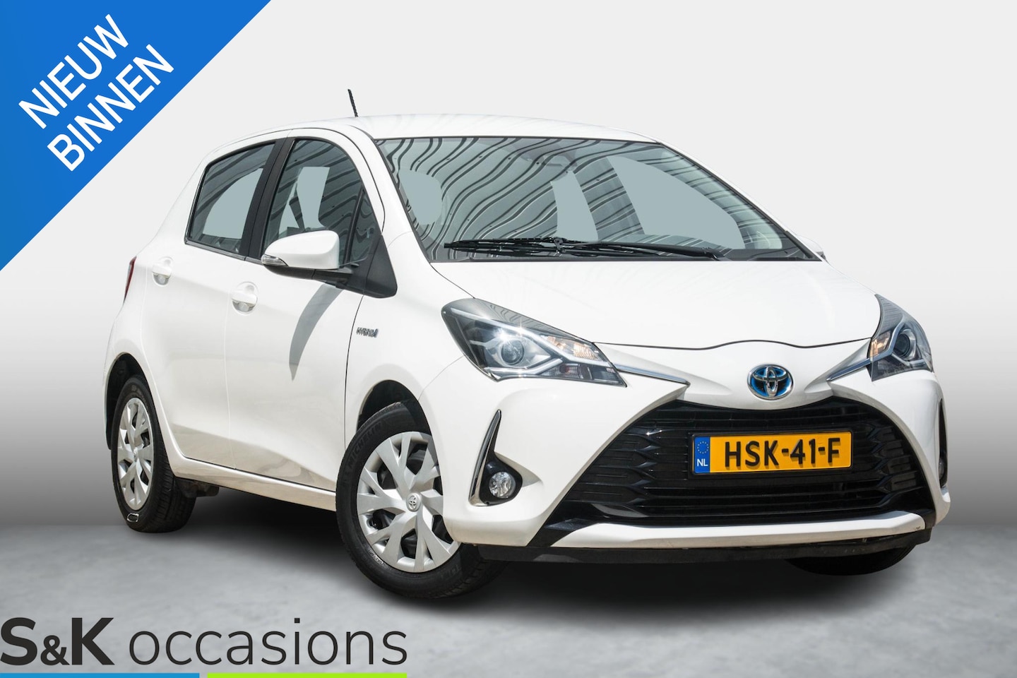 Toyota Yaris - 1.5 Hybrid Dynamic NAVI Cruise - AutoWereld.nl