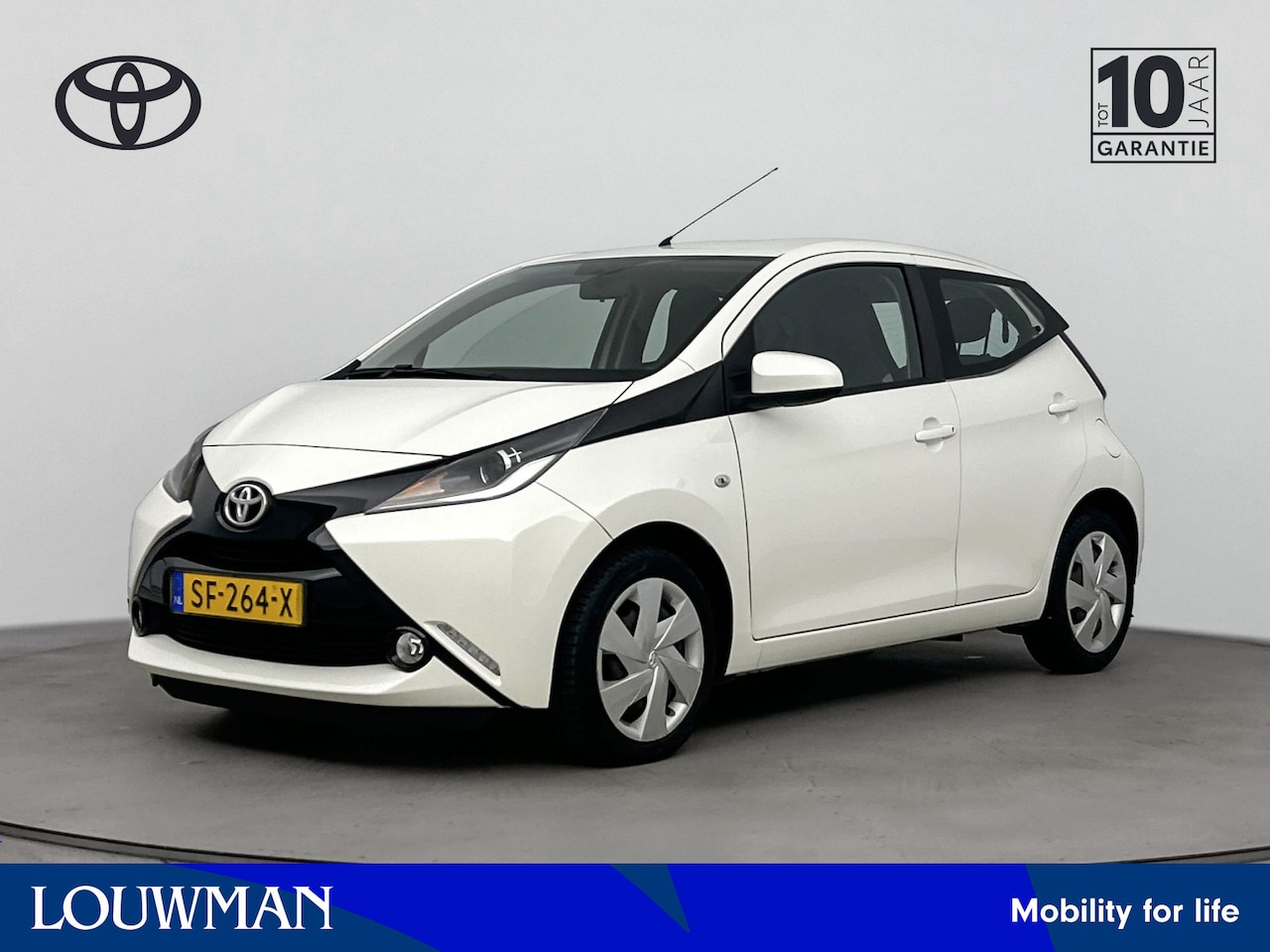 Toyota Aygo - 1.0 VVT-i x-play 1.0 VVT-i x-play - AutoWereld.nl