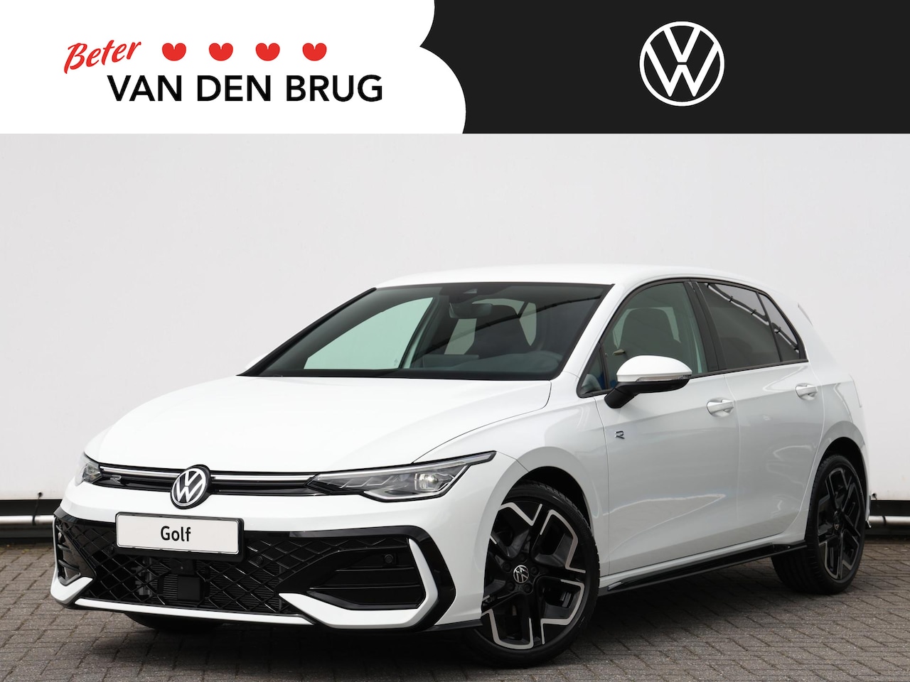 Volkswagen Golf - 1.5 eTSI R-Line Edition | Trekhaak | 360 Camera | Keyless | Navigatie | Stoel- en Stuurver - AutoWereld.nl