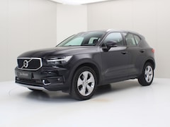 Volvo XC40 - T2 129pk 6-bak Momentum Pro [ TREKHAAK+LEDER+WINTER PACK+PDC+NAVIGATIE+CLIMATE ]