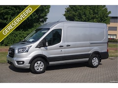 Ford Transit - 350M L2H2 Limited AUT-8 165PK BPM VRIJ Navi, Adap. Cruise, 360° Cam, Trekhaak, 2x Schuifde