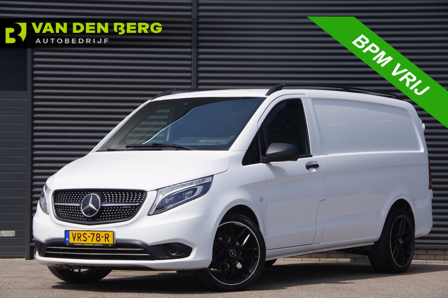 Mercedes-Benz Vito - L2 150PK 3-ZITS, LED, TREKHAAK, CAMERA, ALCANTARA HEMEL, CRUISE, AIRCO, DIAMONT GRILLE, 20 - AutoWereld.nl