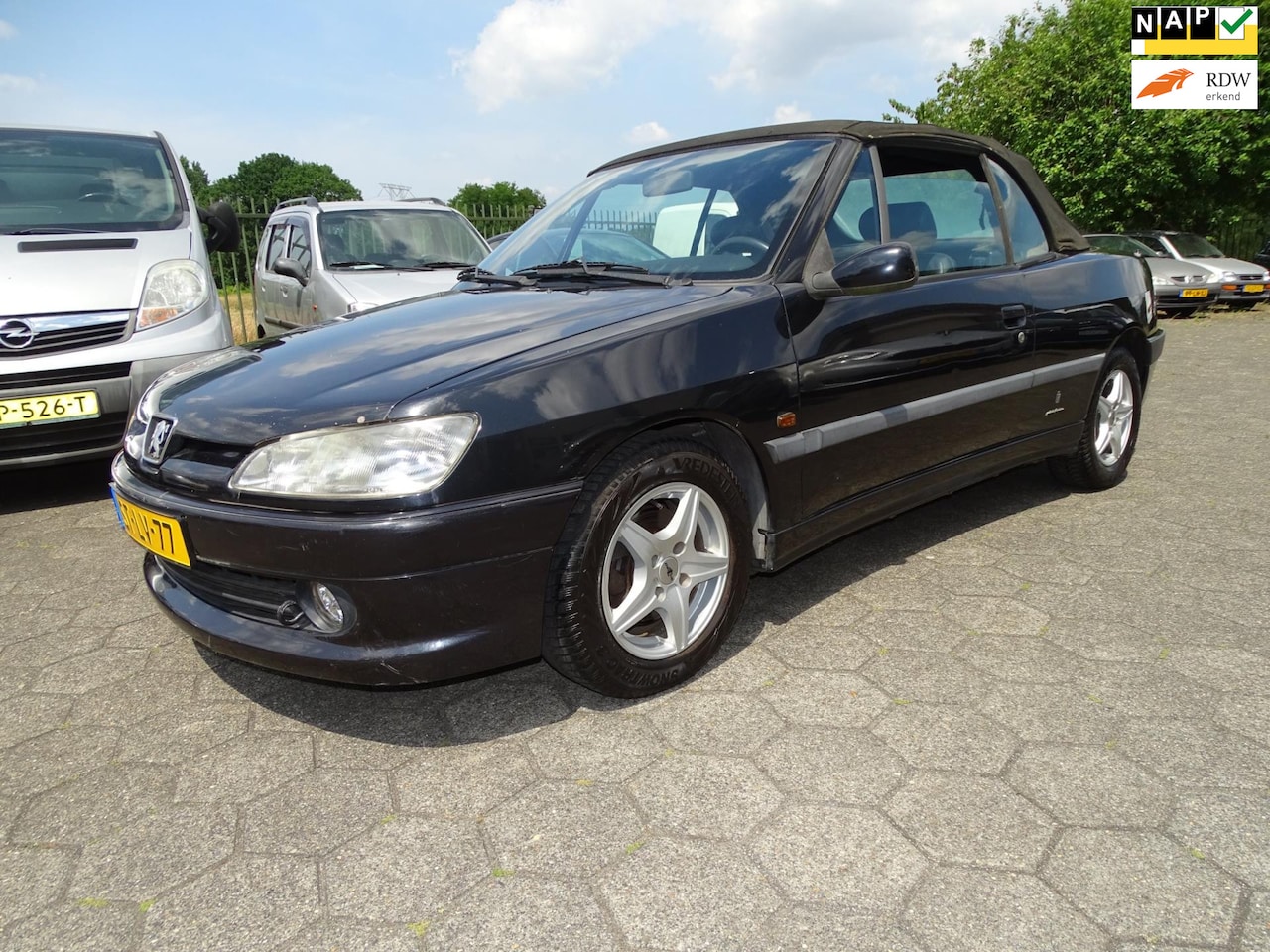 Peugeot 306 Cabriolet - 2.0-16V AUTOMAAT - AutoWereld.nl