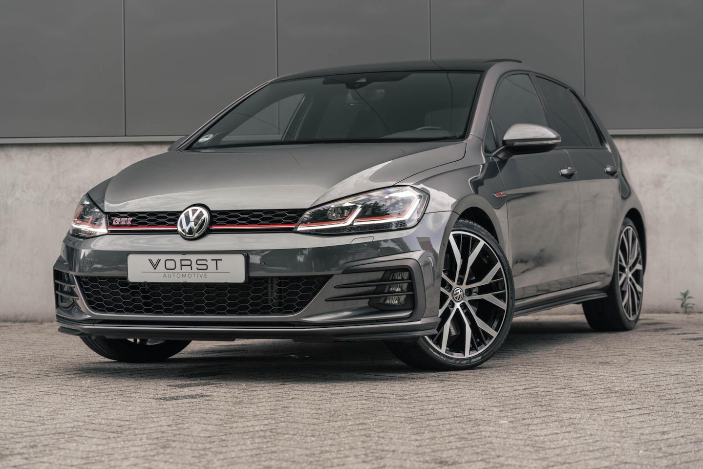 Volkswagen Golf - 2.0 TSI GTI Performance Pano Standkachel Vol - AutoWereld.nl