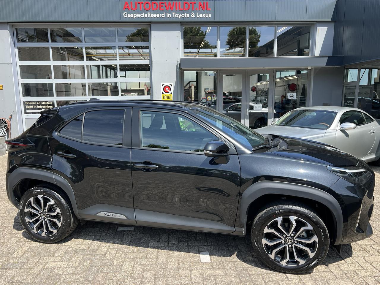 Toyota Yaris Cross - 1.5 Hybrid Business A/T+ FABRIEKSGARANTIE - AutoWereld.nl