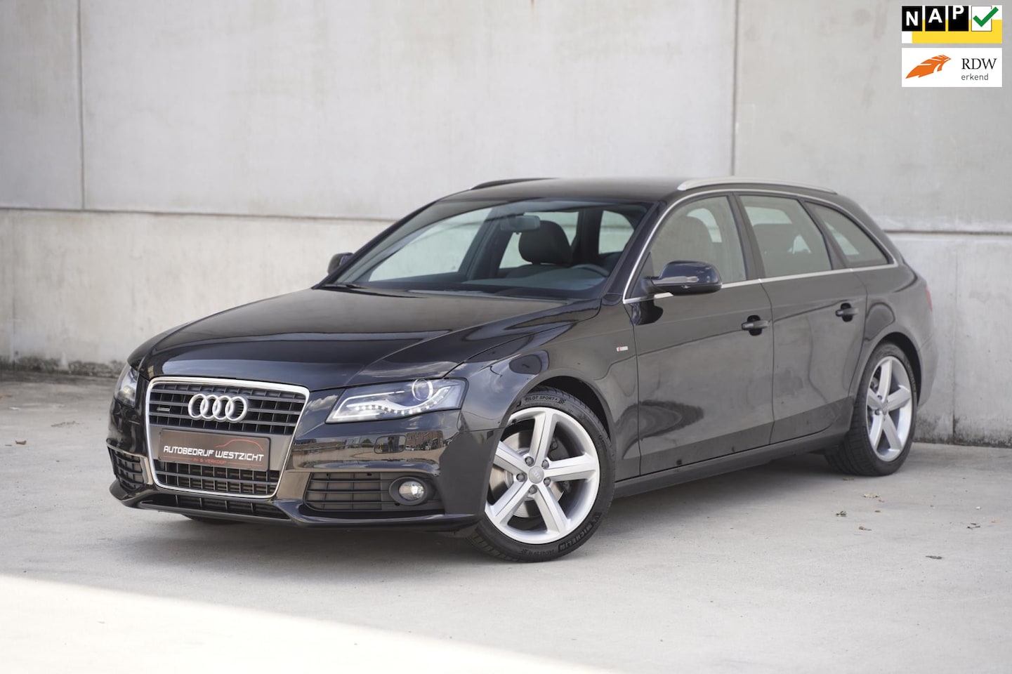 Audi A4 Avant - 2.0 TFSI quattro S Line, 210pk, Leder, Xenon - AutoWereld.nl