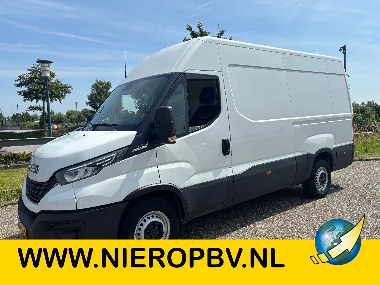 Iveco Daily - 35S16 L3H2 Automaat Airco Cruisecontrol Trekhaak EURO 6 - AutoWereld.nl