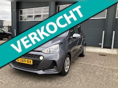 Hyundai i10 - 1.0i Premium cc, Nvi, Pdc,