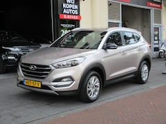 Hyundai Tucson - 1.6 GDi Comfort Navi Clima Camera Carplay