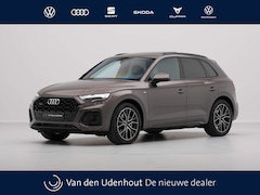 Audi Q5 - 50 TFSI e S edition Competition Luchtvering Trekhaak Panodak B&O ACC