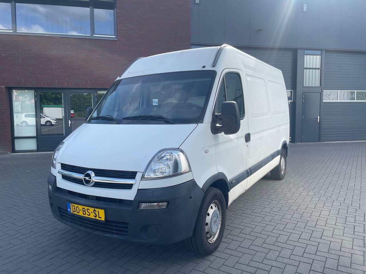 Opel Movano - 2.5 CDTI L2 H2 2.5 CDTi L2H2 - AutoWereld.nl