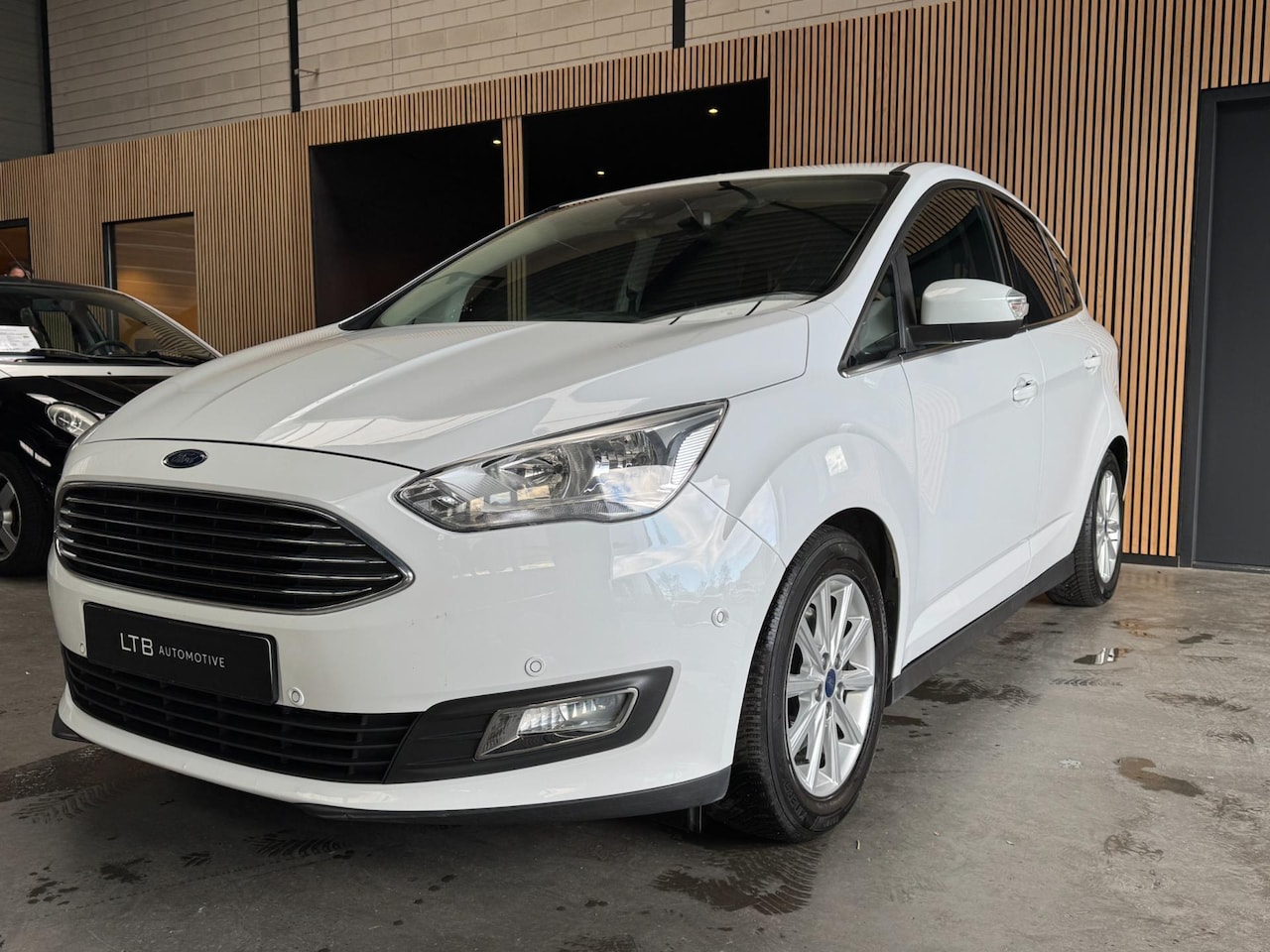 Ford C-Max - 1.5 Titanium Automaat|Navi|PDC|Parkass.|APK - AutoWereld.nl