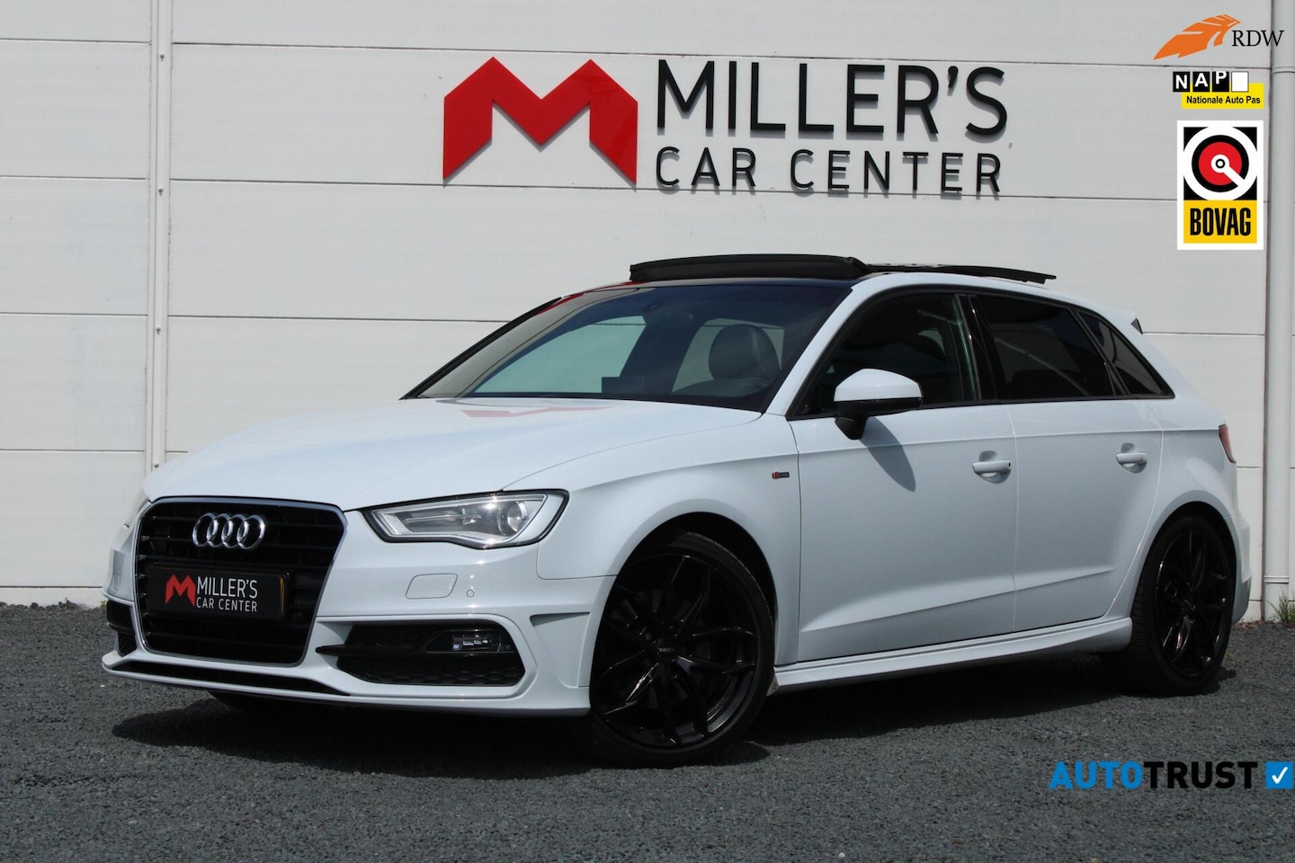 Audi A3 Sportback - 1.8 TFSI S-LINE Panorama 180 PK Dealer OH - AutoWereld.nl