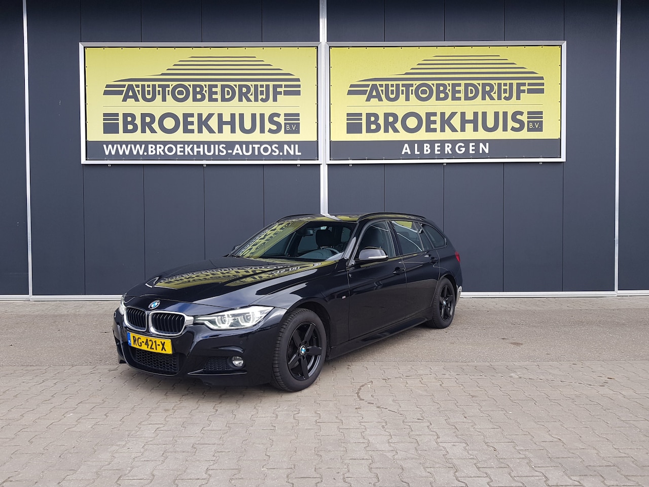 BMW 3-serie Touring - 320i High Executive 320i High Executive - AutoWereld.nl