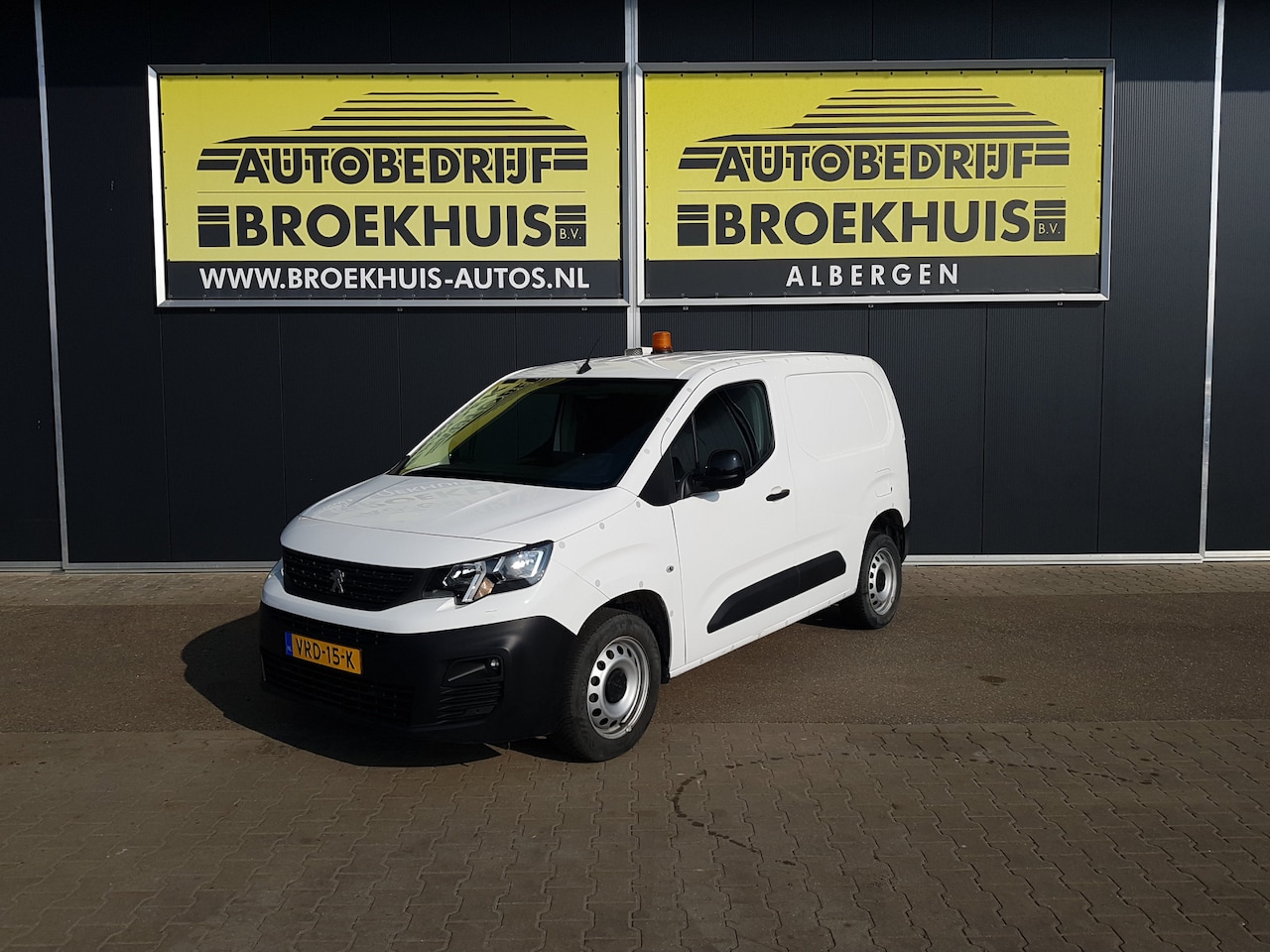 Peugeot Partner - 1.5 BlueHDI Premium 1.5 BlueHDI Premium - AutoWereld.nl