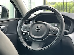Volvo XC60 - Recharge T6 AWD Business Pro | Panoramadak