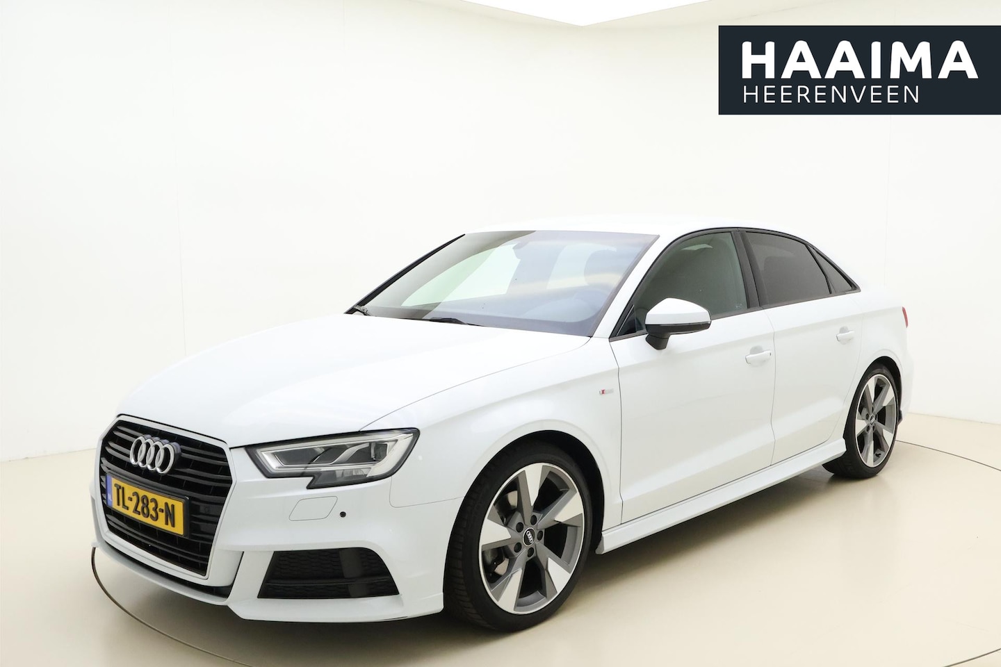 Audi A3 Limousine - 1.5 TFSI CoD Sport S Line Edition 1.5 TFSI CoD Sport S Line Edition - AutoWereld.nl