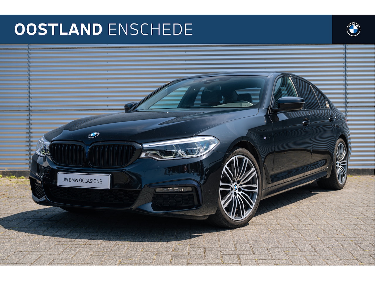 BMW 5-serie - 520i High Executive M Sport Automaat / Achteruitrijcamera / M Sportonderstel / Stoelverwar - AutoWereld.nl