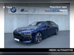 BMW i7 - M70 xDrive 106 kWh | Iconic Glow | Executive Drive Pro | High Executive | Massagefunctie |