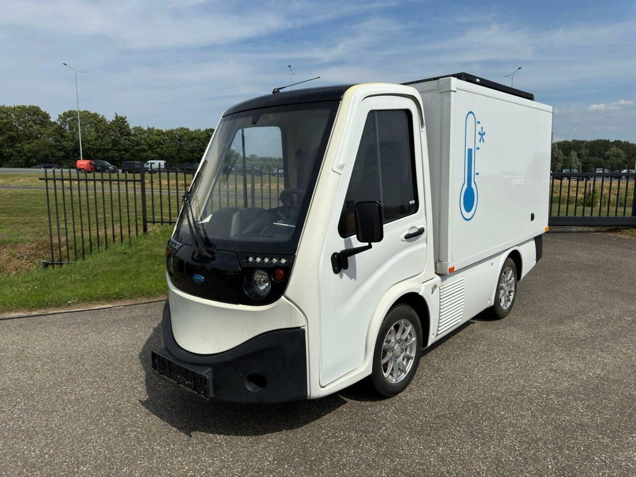Cenntro C500 - | koelvoertuig | Elektrisch | Zonnepanelen | 5 uur autonoom koelen - AutoWereld.nl
